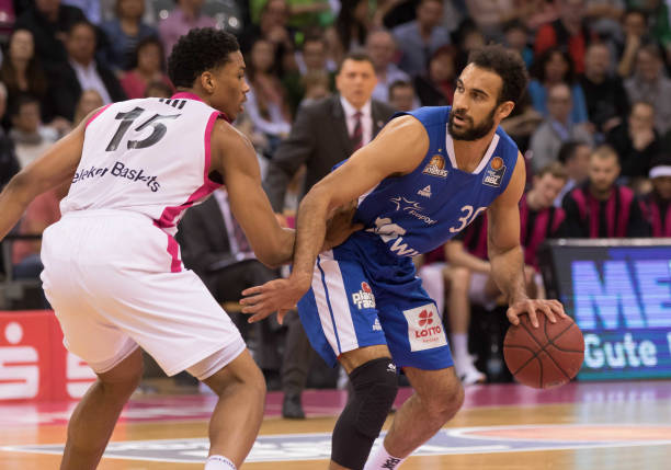 而对手似乎 而对手似乎