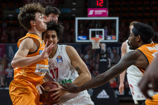 甲中的定位 甲中的定位