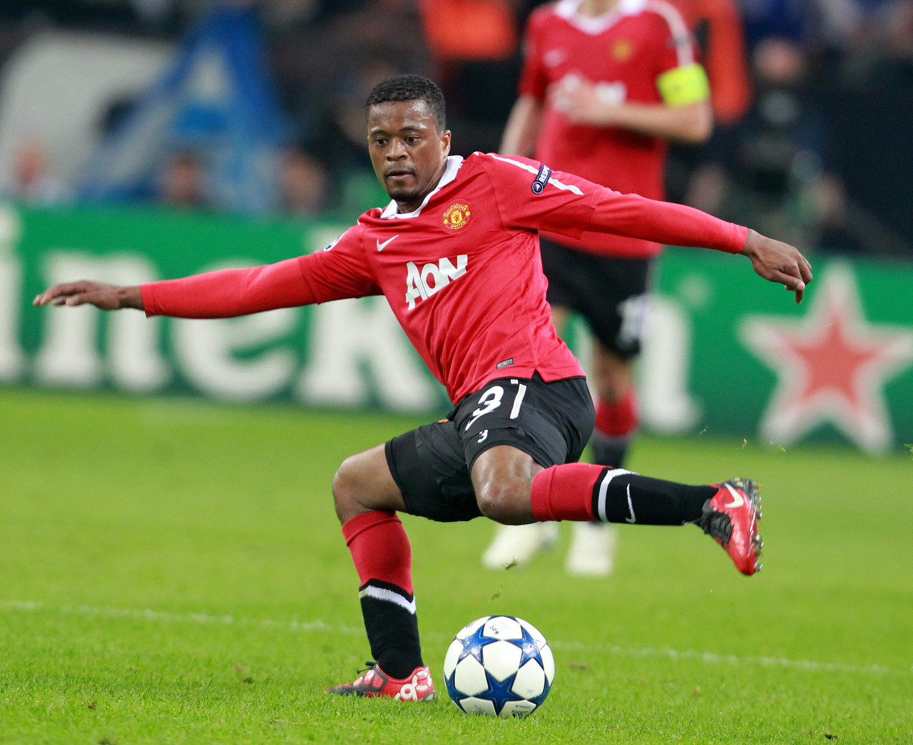 因与豪门俱 因与豪门俱