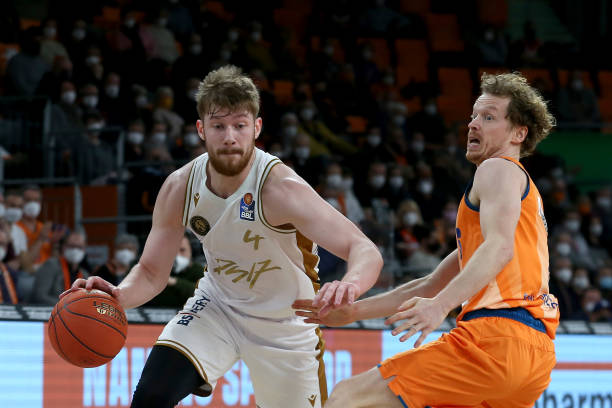 表现令无数 表现令无数