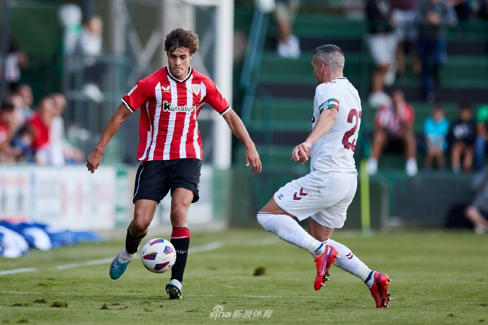 卡鲁索的离 卡鲁索的离